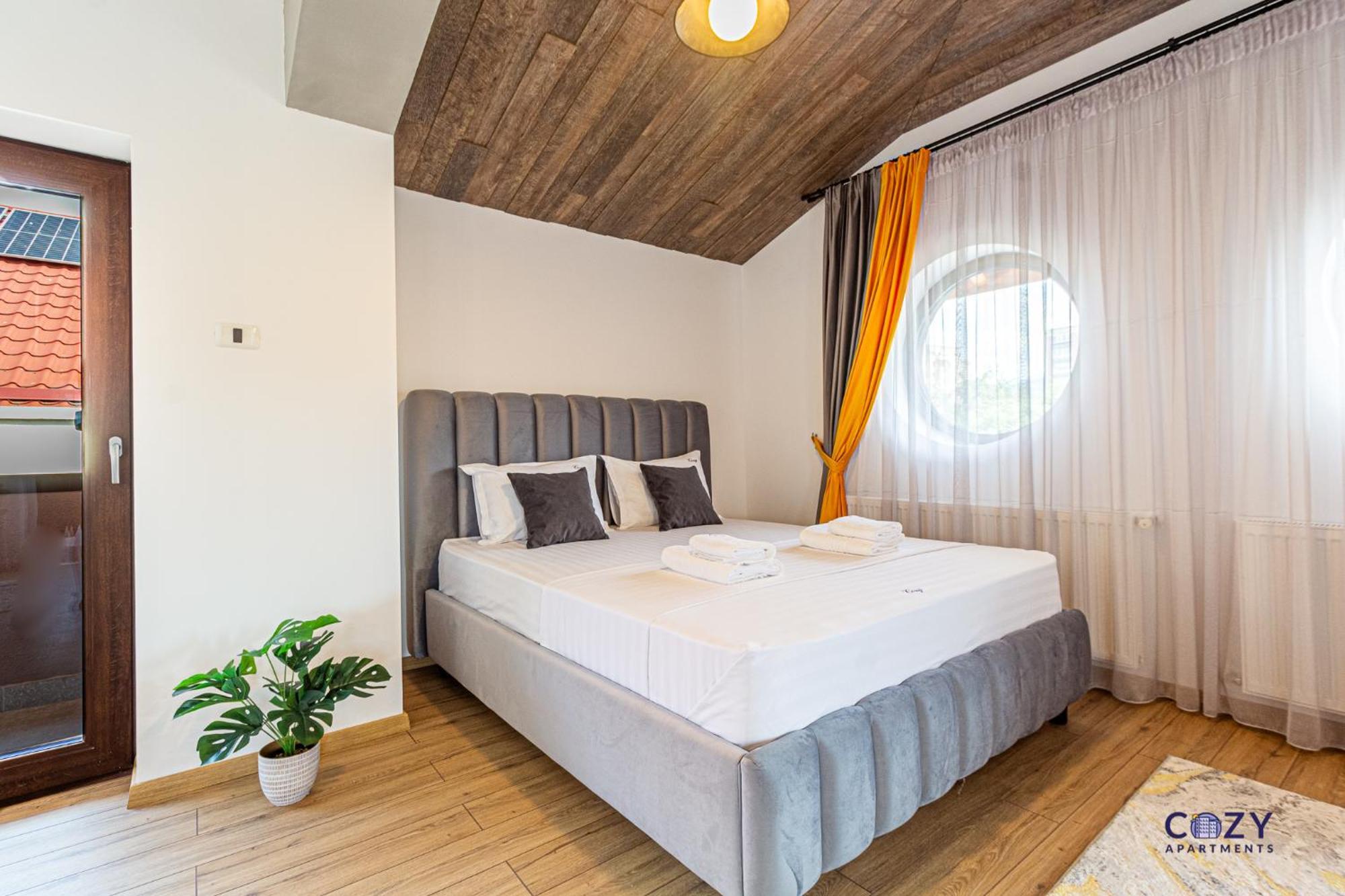 Cozy Brand New Boutique Aparthotel Braşov Buitenkant foto