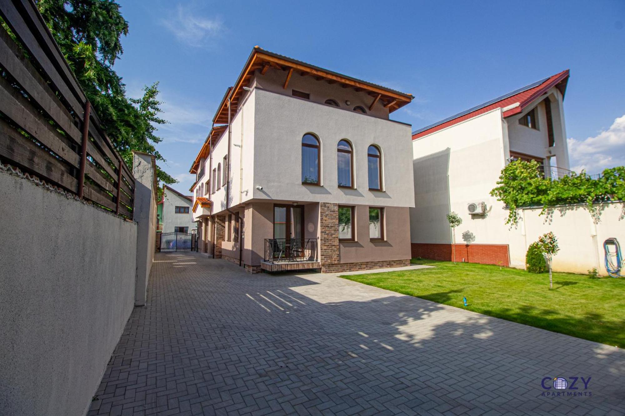 Cozy Brand New Boutique Aparthotel Braşov Buitenkant foto