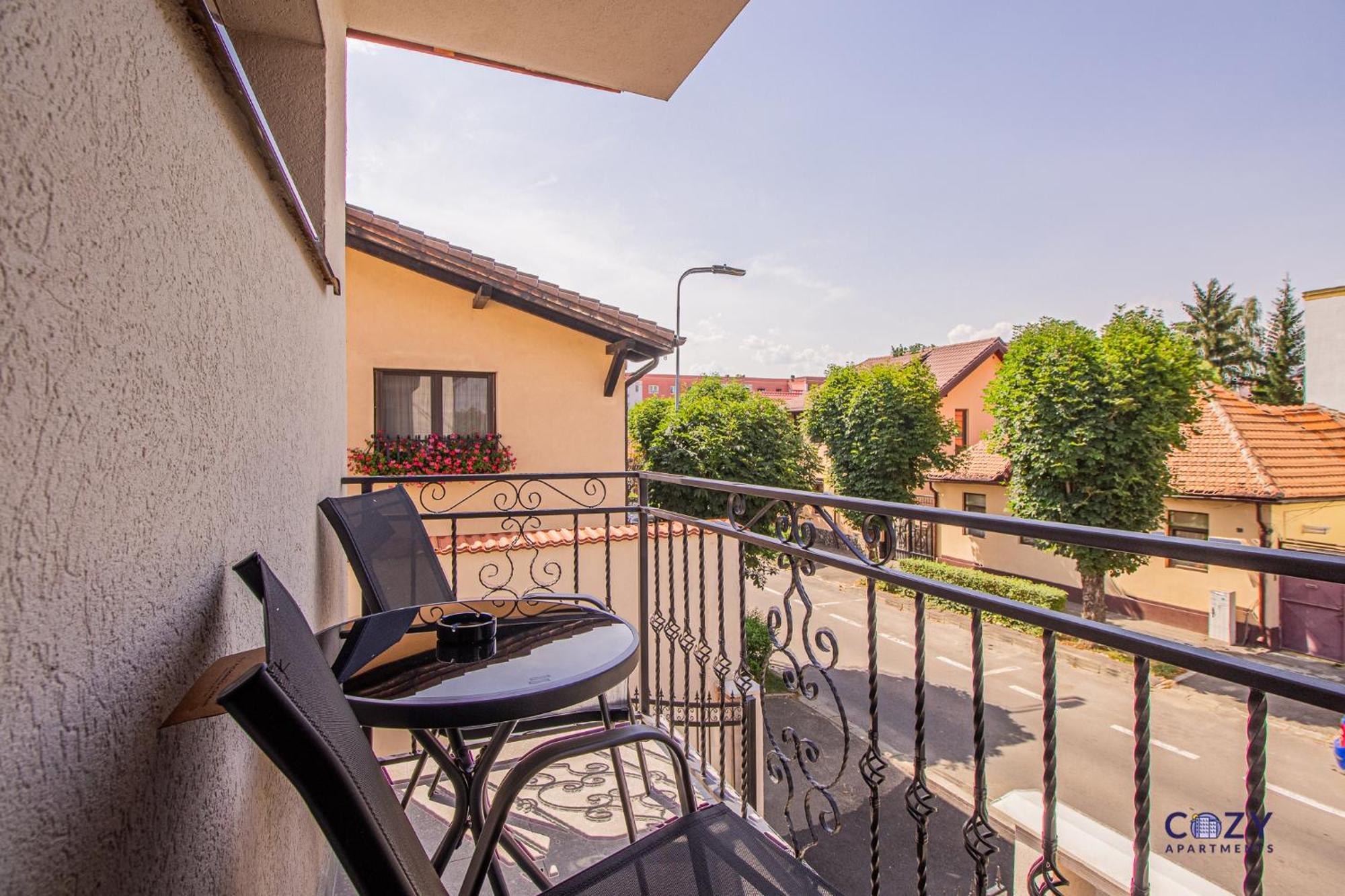 Cozy Brand New Boutique Aparthotel Braşov Buitenkant foto