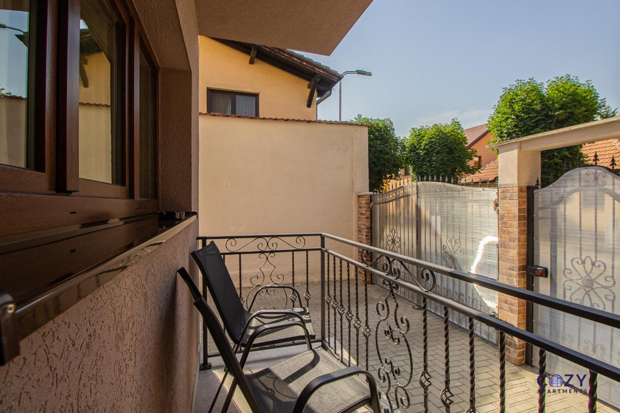 Cozy Brand New Boutique Aparthotel Braşov Buitenkant foto