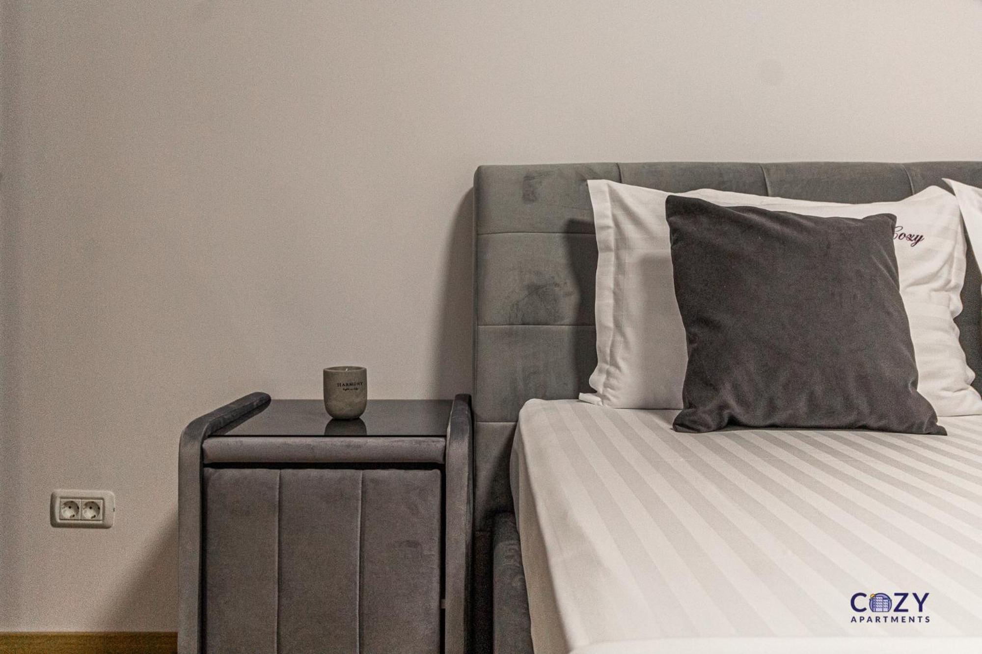 Cozy Brand New Boutique Aparthotel Braşov Buitenkant foto