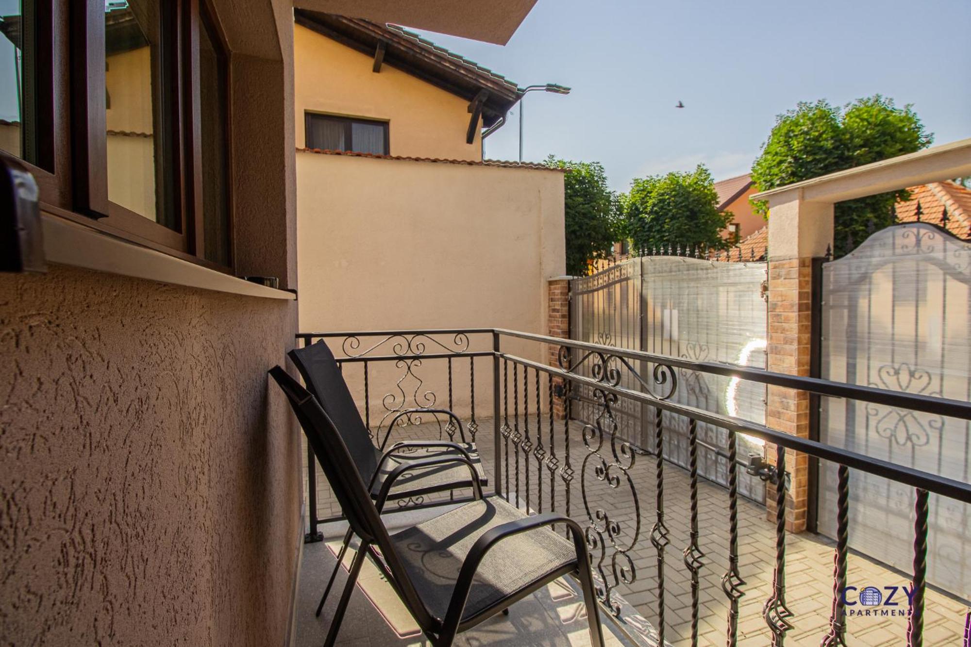 Cozy Brand New Boutique Aparthotel Braşov Buitenkant foto