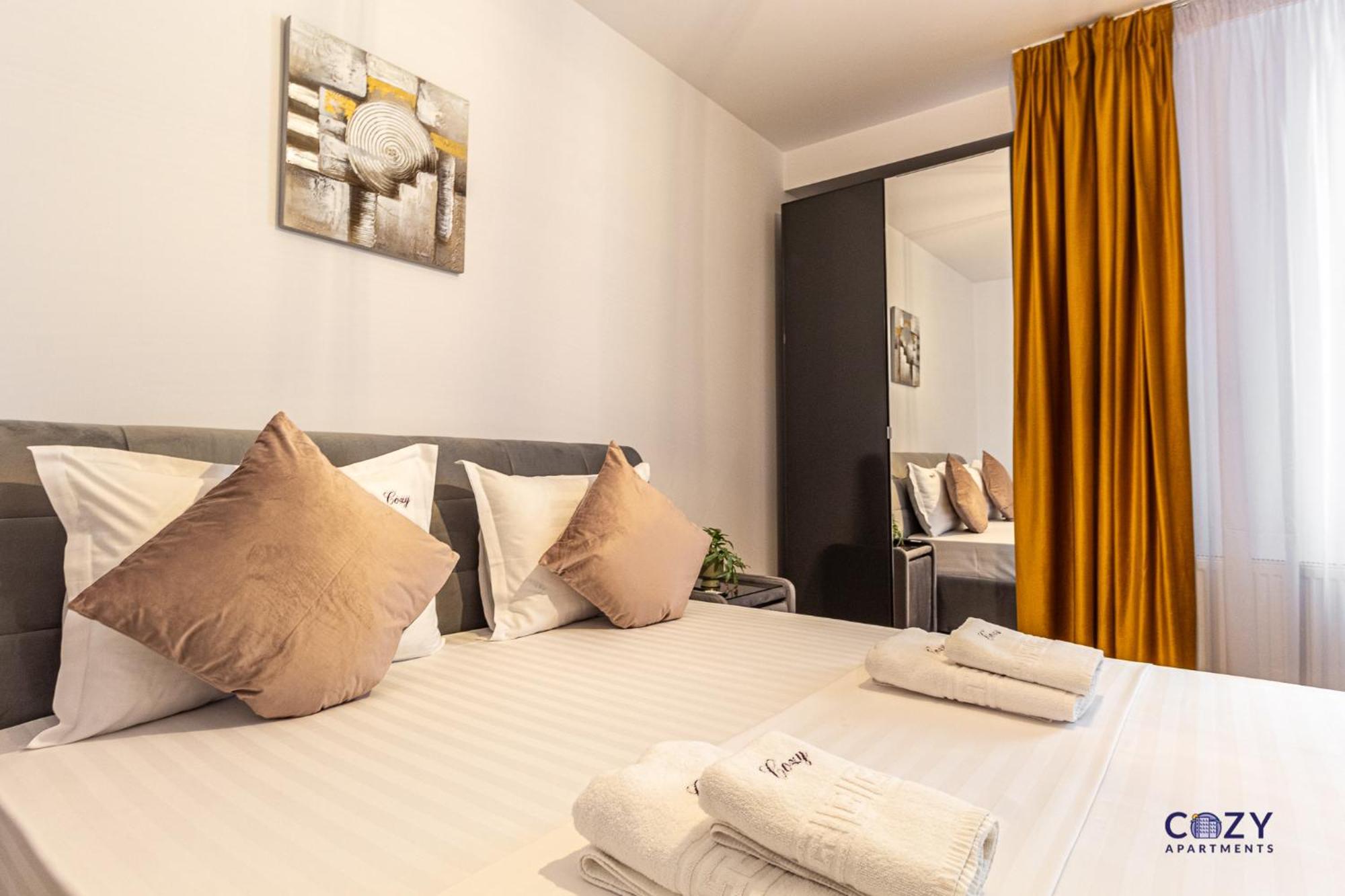 Cozy Brand New Boutique Aparthotel Braşov Buitenkant foto