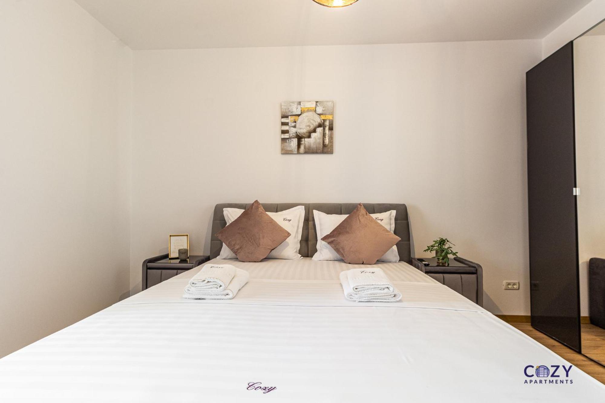 Cozy Brand New Boutique Aparthotel Braşov Buitenkant foto